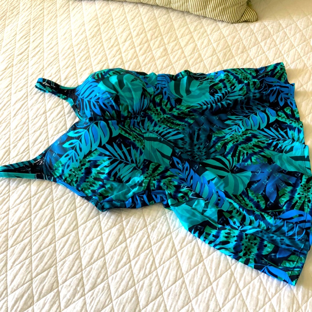 Ladies DD UNDERWIRE Tankini top